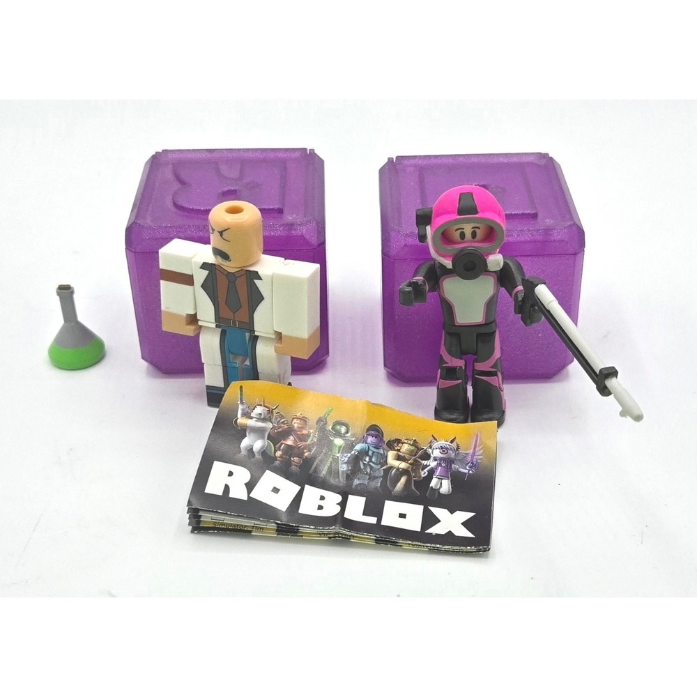 Roblox Series 9 Mystery‎ Box Figures – Set of 2
